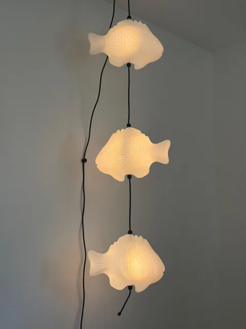Photo 1 shared by laika with their Fish Lamp review